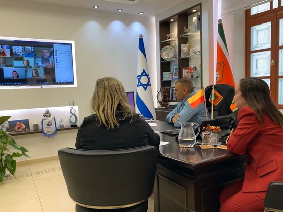 מפגש זום עם ראשי הערים ויסבאדן ומולהיים בלשכת ראש העיר
