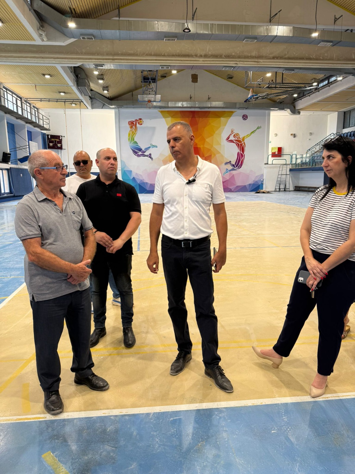 ראש העיר רפי סער וצוותי המקצוע בסיורים במוסדות חינוך בעיר בהם מתבצעות עבודות שדרוג ובנייה
