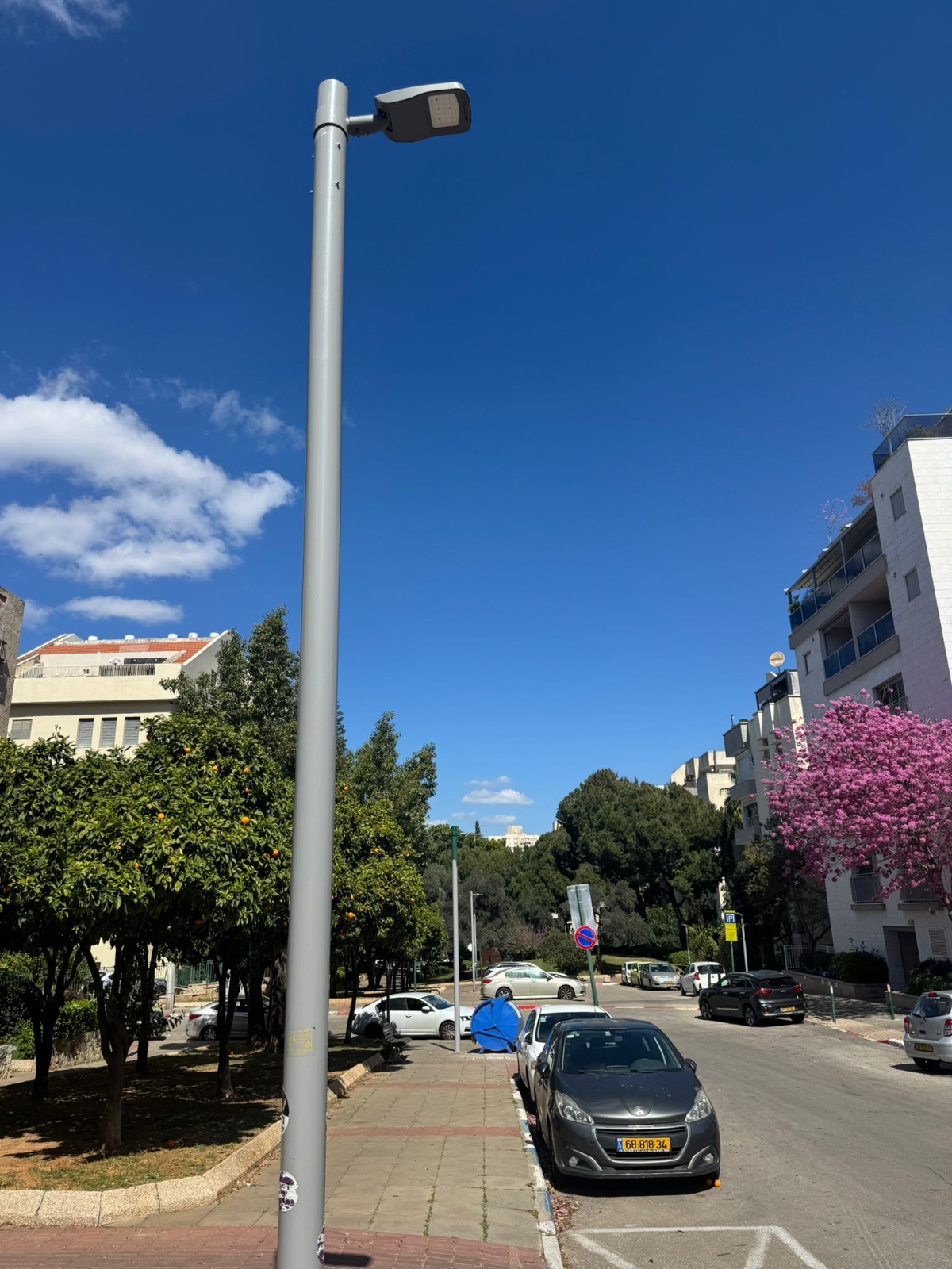 תאורת לד חדשנית ברחובות אברהם קרן והמפלס
