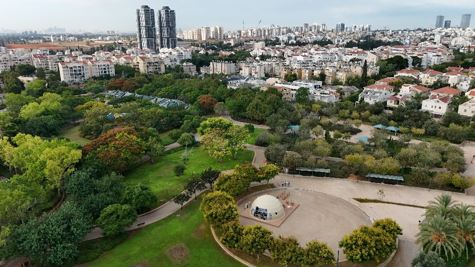 צילום רחפן של מתחם תכלת ממעוף הציפור