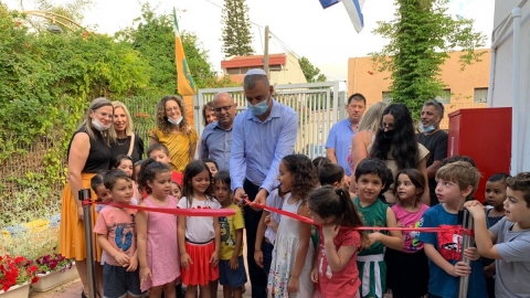 ראש העיר רפי סער עם ילדי גן הכרם