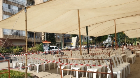מתחם תפילה מוצל בבית הכנסת המרכזי