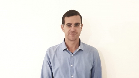 צחי בן אדרת