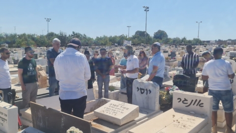 לוויתה של ברוניסלבה קלוגמן זכרונה לברכה בבית העלמין פרדס חיים כפר סבא