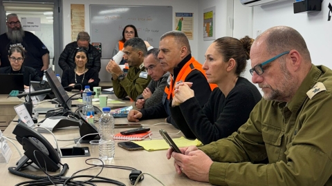 הערכת מצב שהתקיימה בבוקר יום שבת 28.2 בשעה 17.30 במרכז ההפעלה העירוני