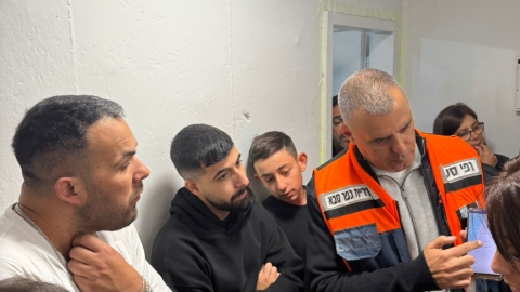 ראש העיר רפי סער בסיור במקלטים הציבוריים. צילום: עיריית כפר סבא